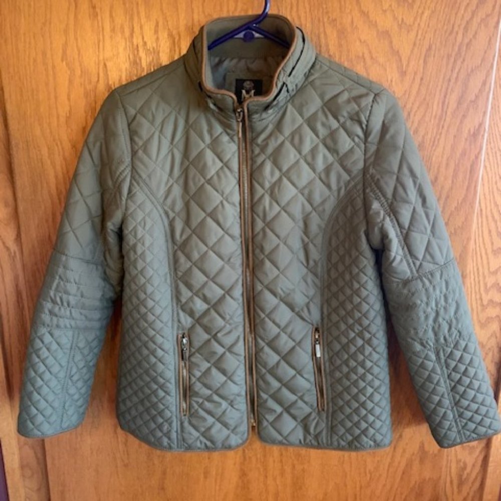 Miss Ashley Lightweight Khaki Green Quilted Jacket. PS